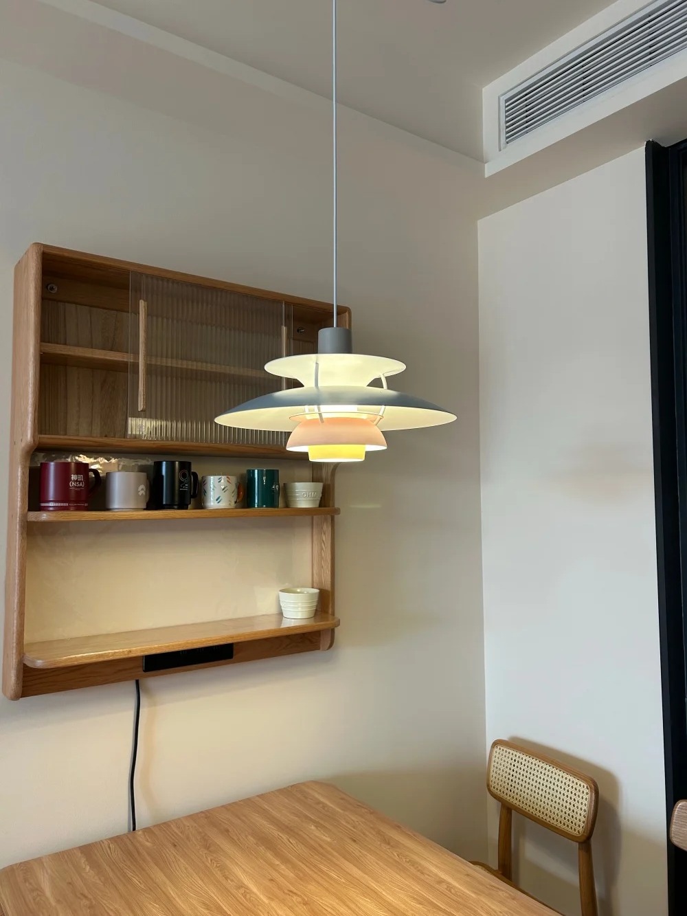 Reseña de fotografía PH5 en comedor