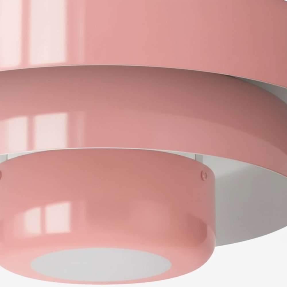 Detalle de la lámpara Veleora rosa encendida