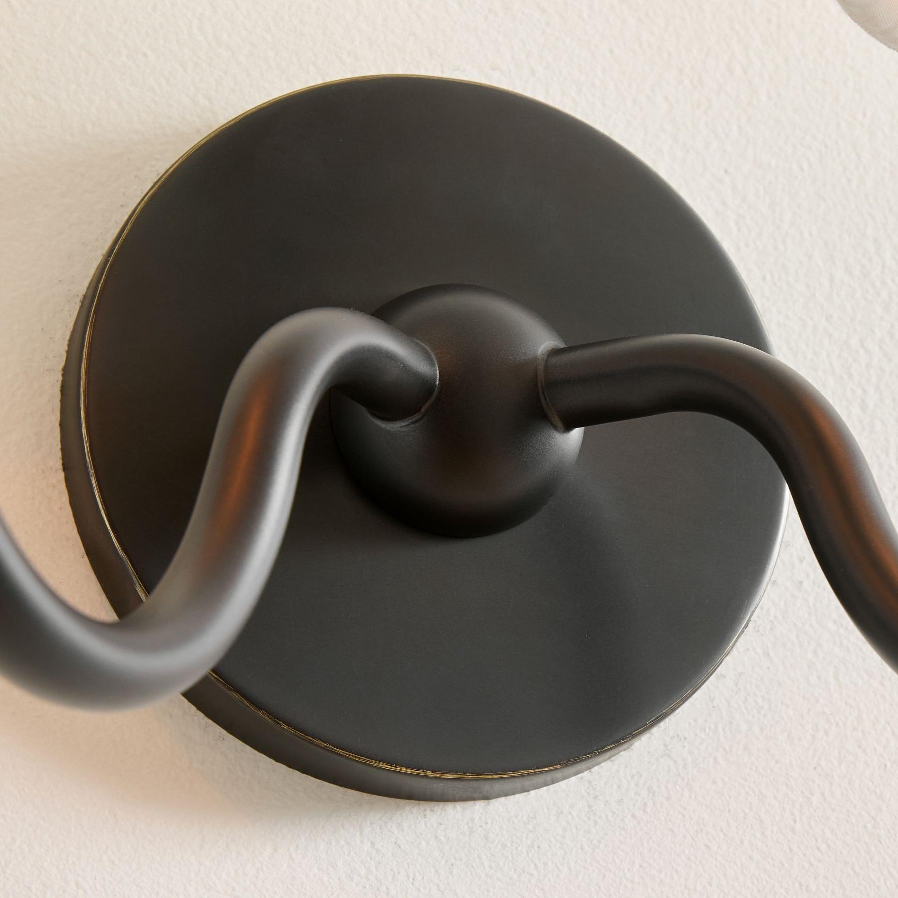 Detalle de placa de pared de la lámpara Luvora
