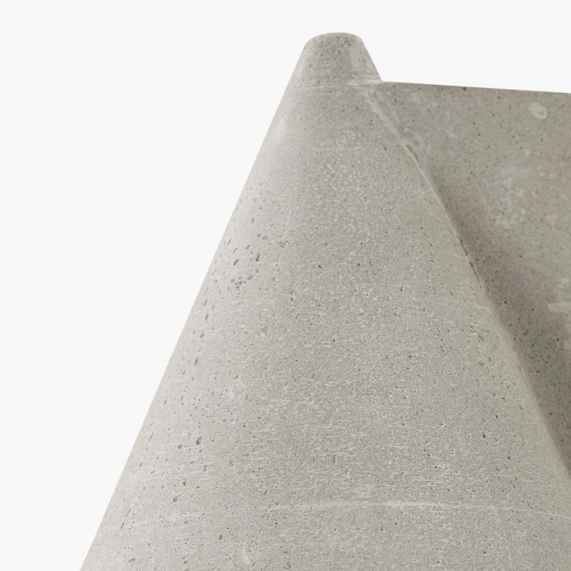 Detalle de forma cónica de la lámpara Concrellia