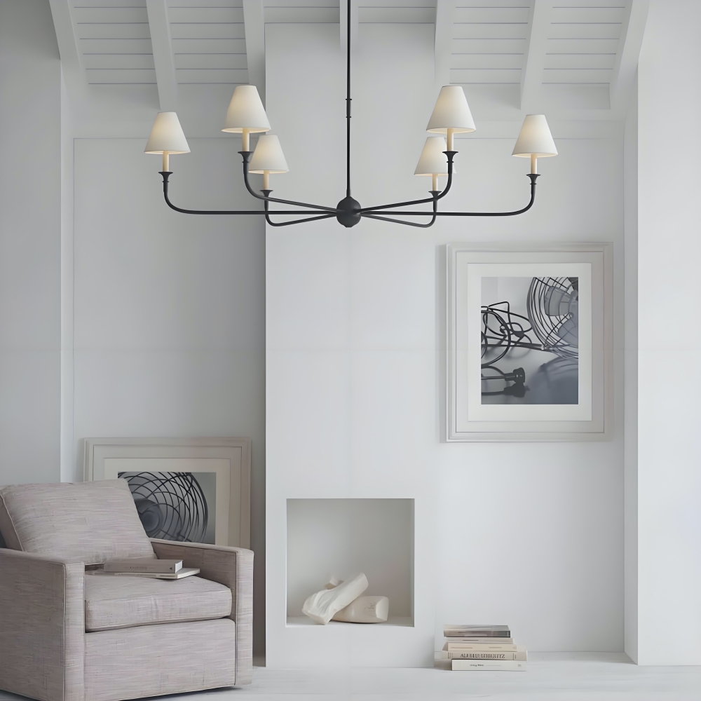 Lámpara de araña industrial moderna en una sala de estar