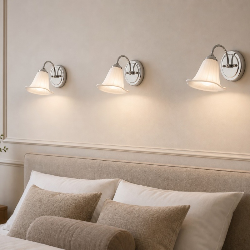 Lámparas de pared calla sobre la cama