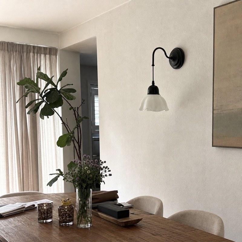 Foto de cliente con lámpara Cazelle instalada en comedor