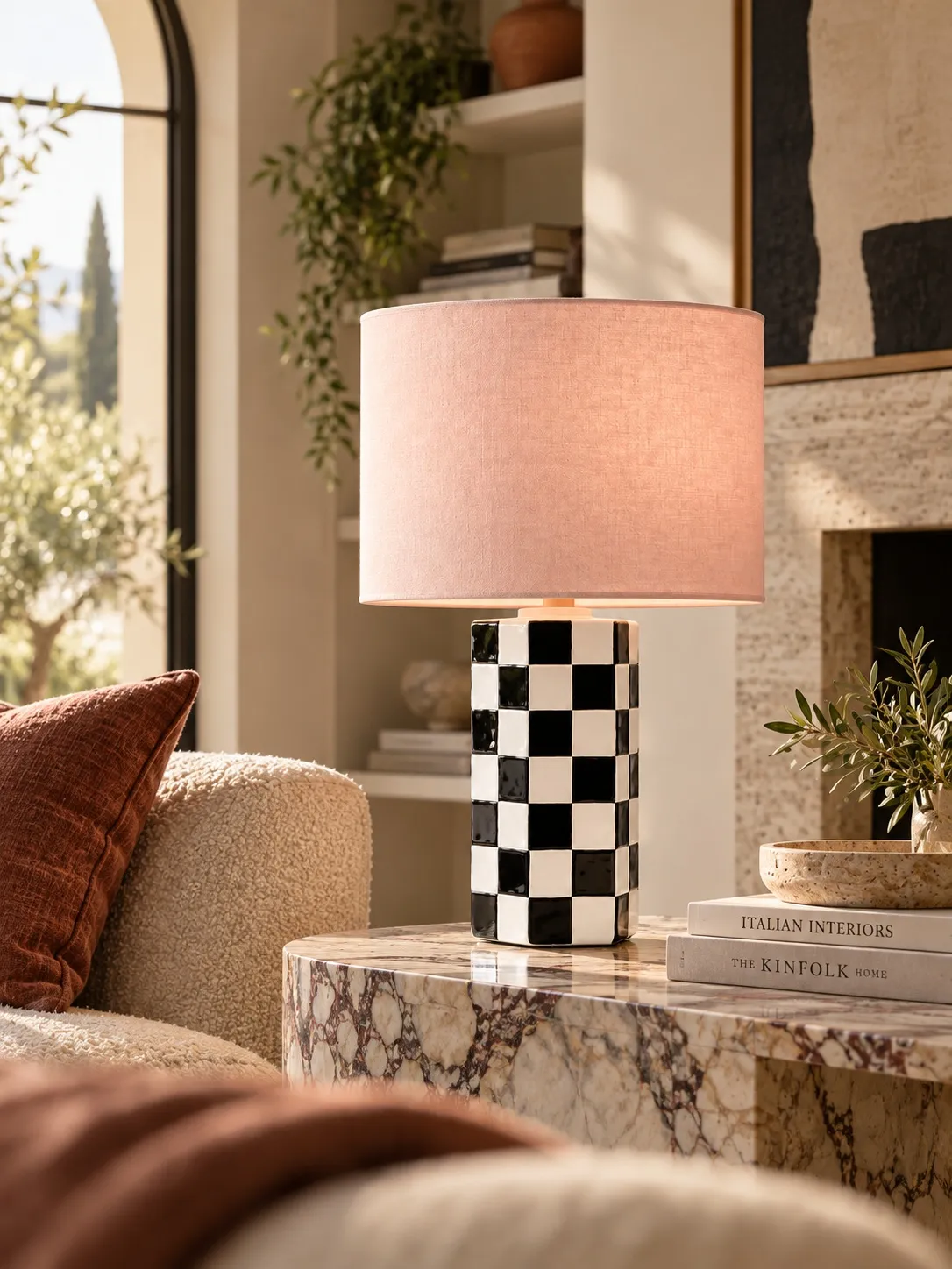 Geometric ceramic table lamp